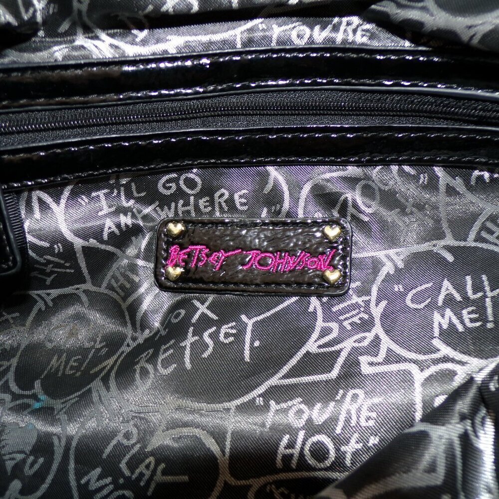 Betsey Johnson Hobo style shoulder bag.  Roses on blue background. #1251 - Picture 7 of 9